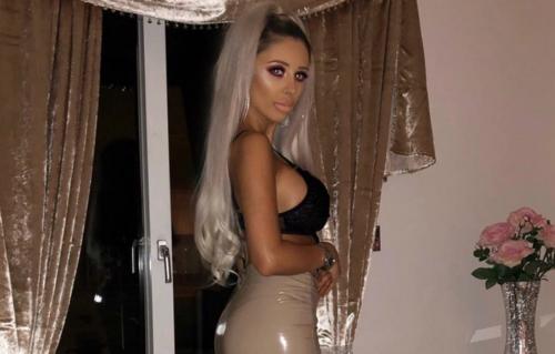 she looks like Gemma Merci https://namethatpornstar.com/search/Gemma+Merci