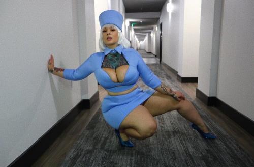 What's the name of this pornstar?