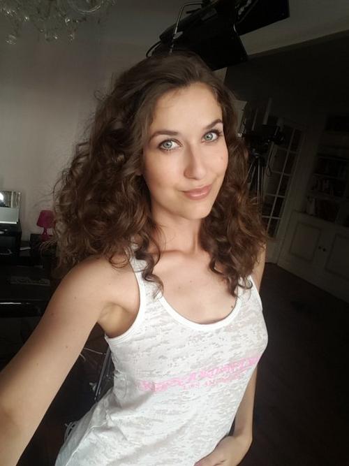 What's the name of this pornstar?