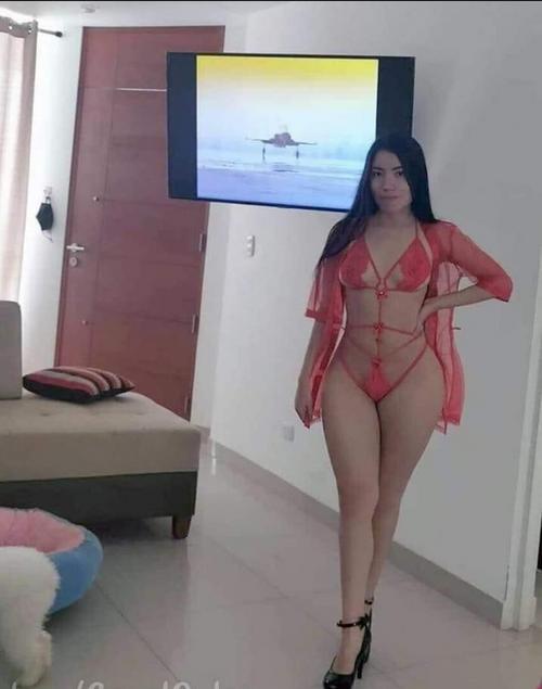 What's the name of this pornstar?