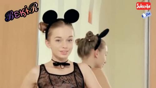 What's the name of this pornstar?