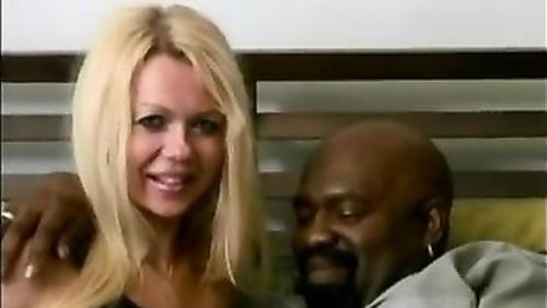 What's the name of this pornstar?