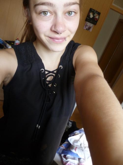 What's the name of this pornstar?