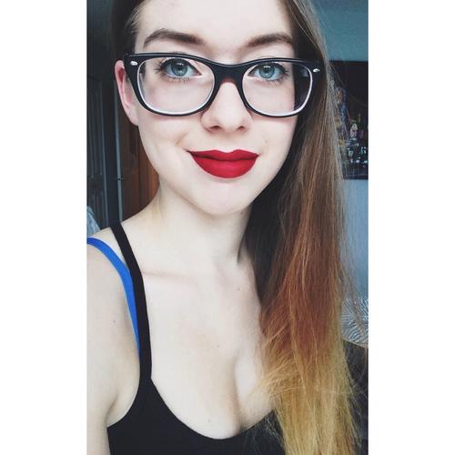 What's the name of this pornstar?