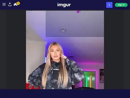 What's the name of this pornstar?