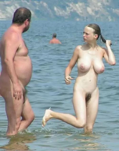 What's the name of this pornstar?