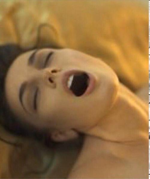 What's the name of this pornstar?