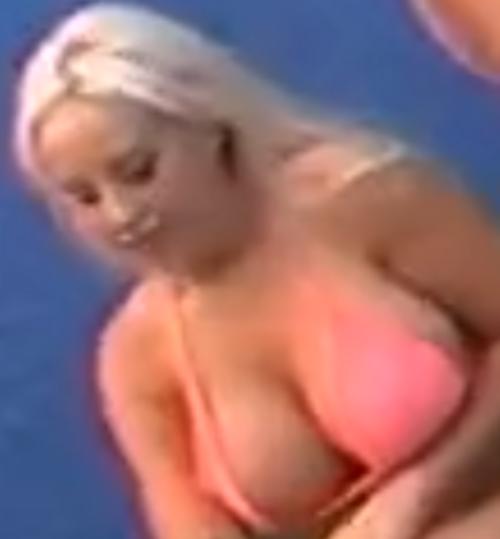 What's the name of this pornstar?