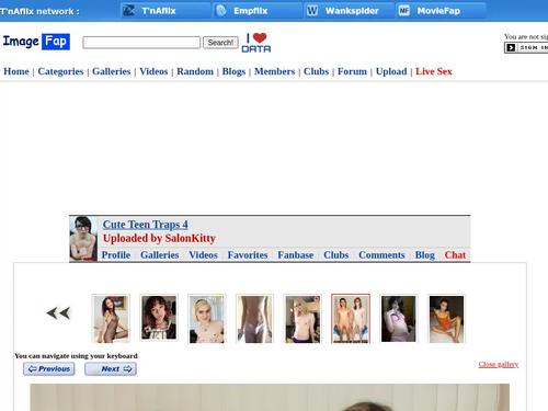 Whats the name of the shemale babe on the right?