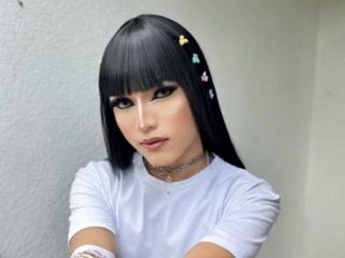 What's the name of this pornstar?