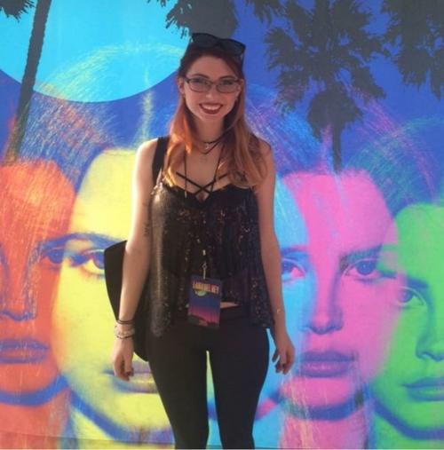 What's the name of this pornstar?