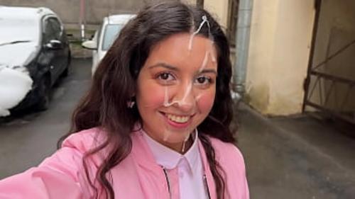 What's the name of this pornstar?