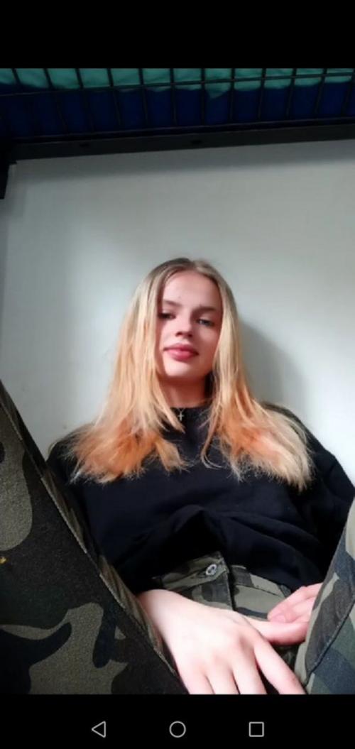 What's the name of this pornstar?