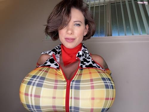 What's the name of this pornstar?