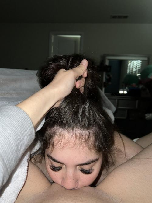 Whats the name of this pornstar?