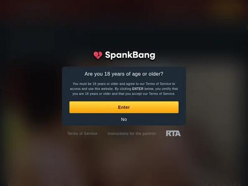 Whos the redhead getting fisted?