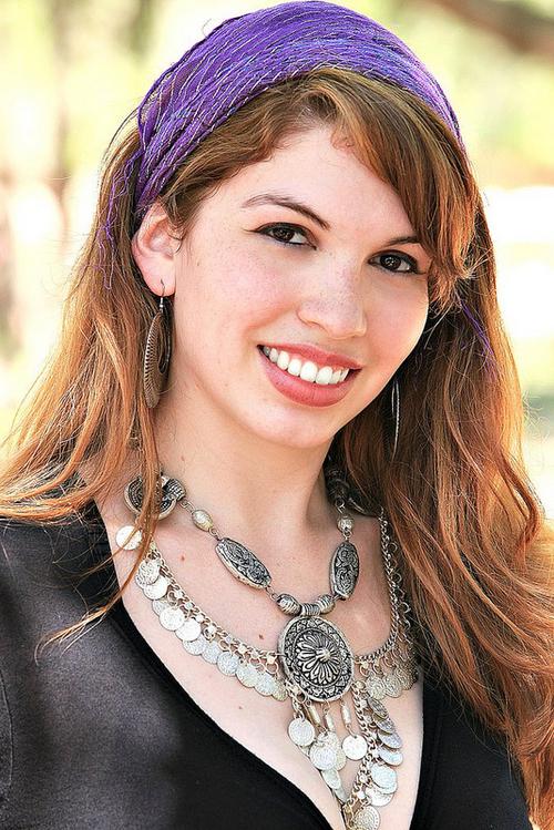 Just an amateur model: https://www.flickr.com/photos/wyojones/7098440729/