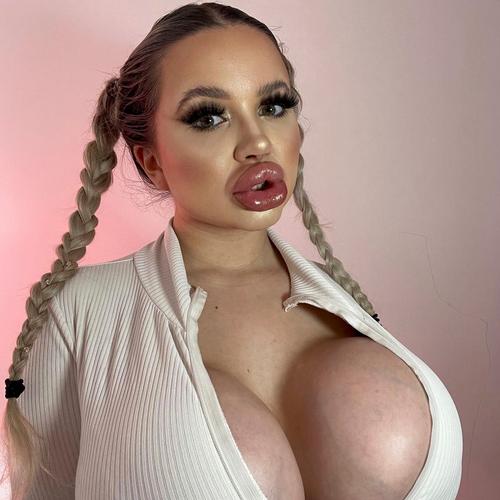 What's the name of this pornstar?