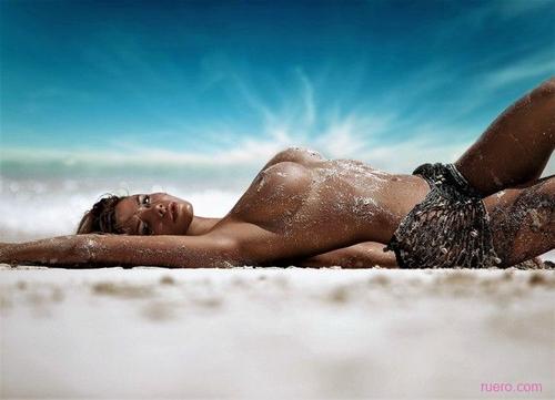 What's the name of this pornstar?