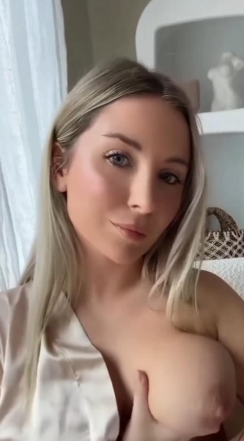 What's the name of this pornstar?