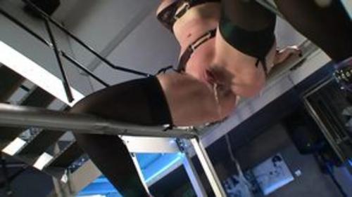 What's the name of this pornstar?