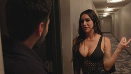 What's the name of this pornstar?