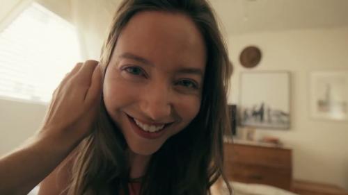 What's the name of this pornstar?