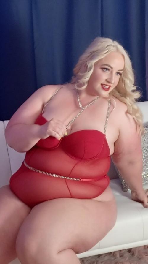 Zoey Skyy - https://jeffsmodels.com/models/189/ , https://www.iafd.com/person.rme/id=d51a500c-26c3-4a2a-af09-4cdd90702ac2 , https://www.babepedia.com/babe/Zoey_Skyy , https://pornzog.com/pornstar/zoey-skyy/ , https://namethatpornstar.com/search/Zoey+Skyy