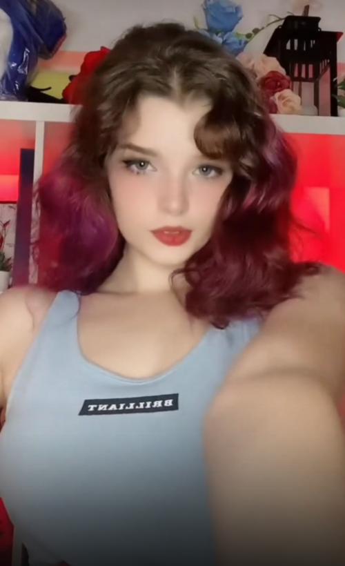 What's the name of this pornstar?