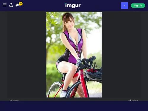 What's the name of this pornstar?