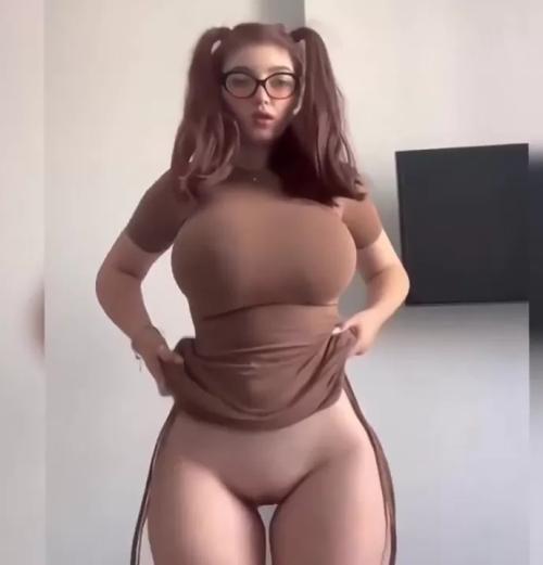 What's the name of this pornstar?