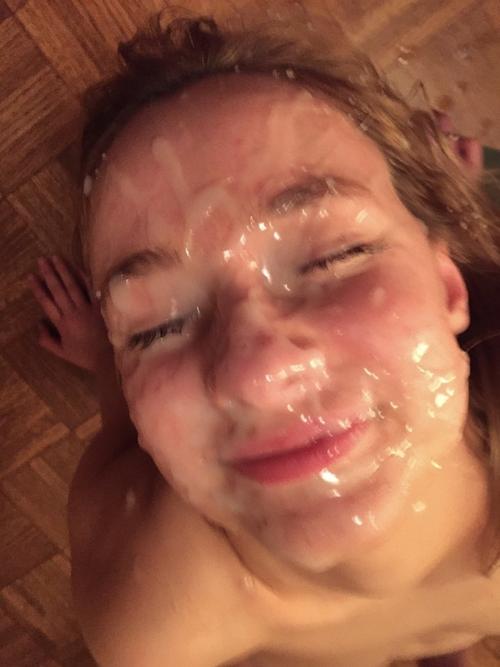 What's the name of this pornstar?