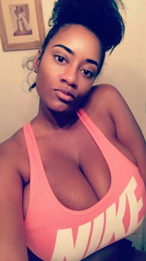 What's the name of this pornstar?