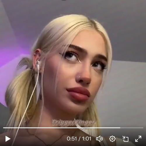 What's the name of this pornstar?