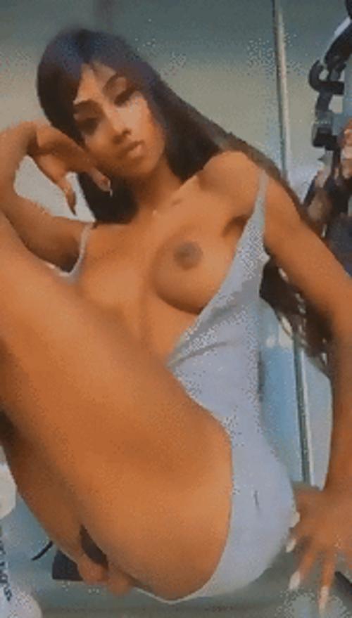 What's the name of this pornstar?