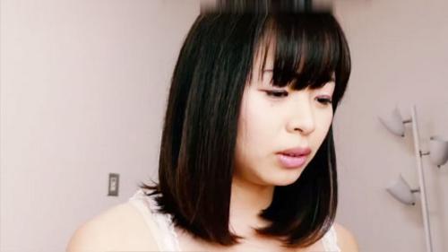 What's the name of this pornstar?