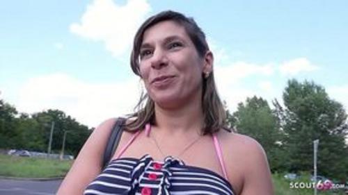     Farah Slut - Scout69 -        GERMAN SCOUT - TURKISH MATURE FARAH ROUGH AMATEUR CASTING FUCK  https://www.xvideos.com/video70766355/german_scout_-_turkish_mature_farah_rough_amateur_casting_fuck