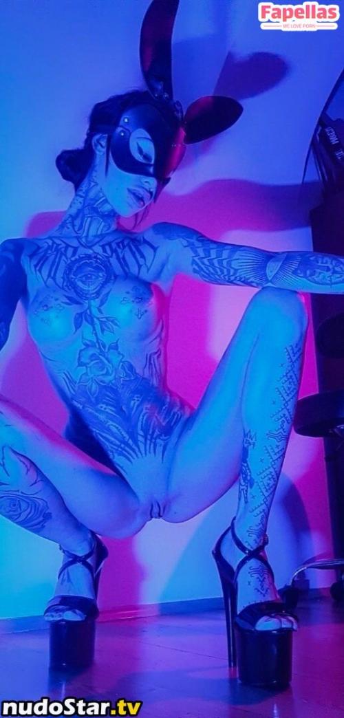 What's the name of this pornstar?