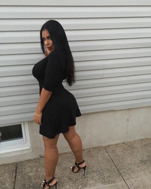 What's the name of this pornstar?