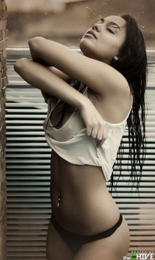 What's the name of this pornstar?