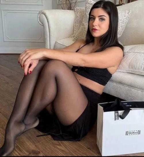 What's the name of this pornstar?