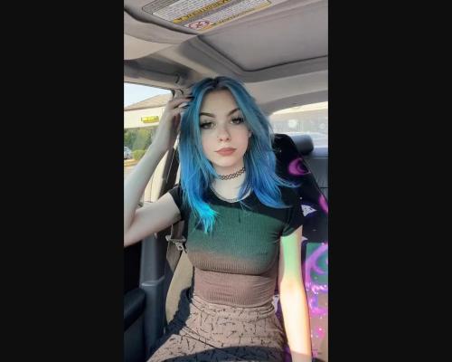 What's the name of this pornstar?