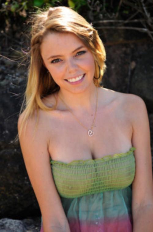 What's the name of this pornstar?