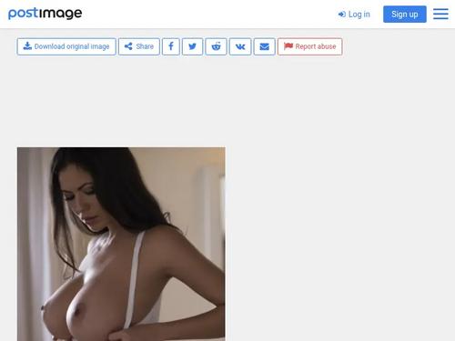 What's the name of this pornstar?