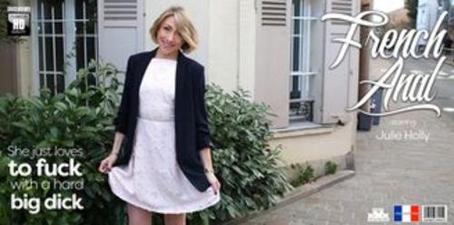 What's the name of this pornstar?