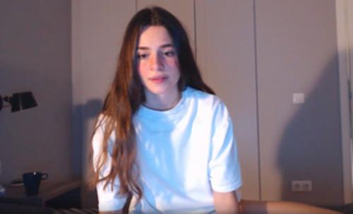 Miley - http://iporntv.net/download/58674189/miley-solo