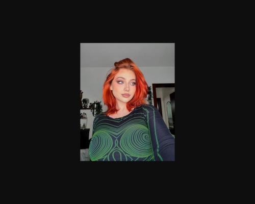 What's the name of this pornstar?