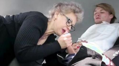 What's the name of this pornstar?