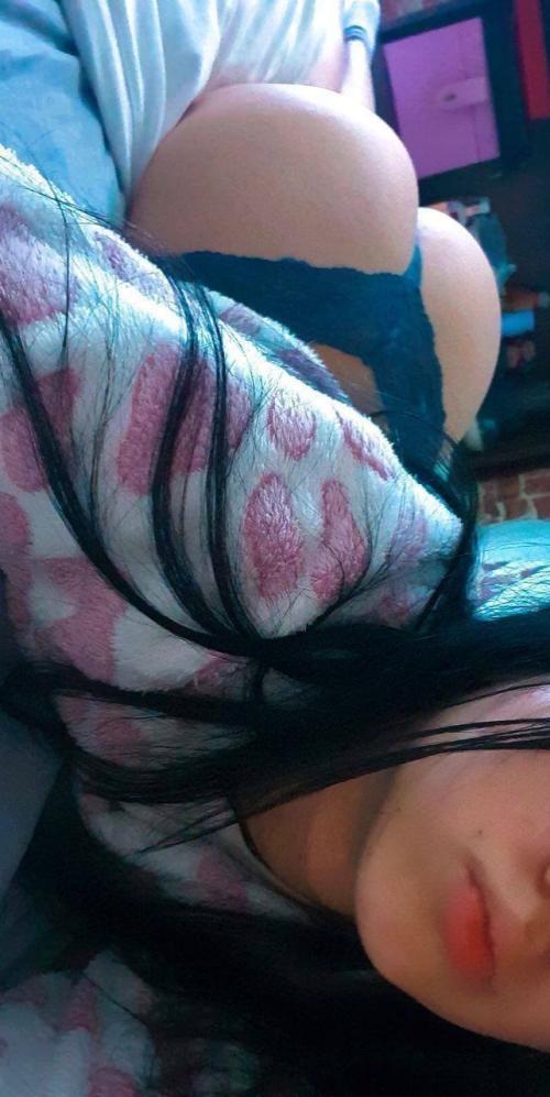 What's the name of this pornstar?